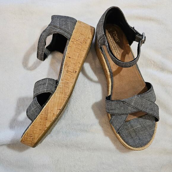TOMS Women's Harper Platform Sandals Wedge Black Chambray Denim Size 11 - Picture 1 of 5